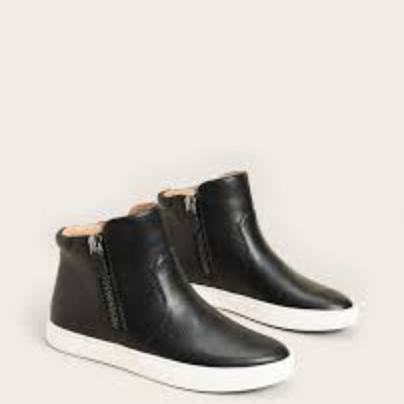 Kenneth Cole Gentle Souls Carter Leather Mid Top Cushioned Comfy Black Sneakers - Picture 1 of 12
